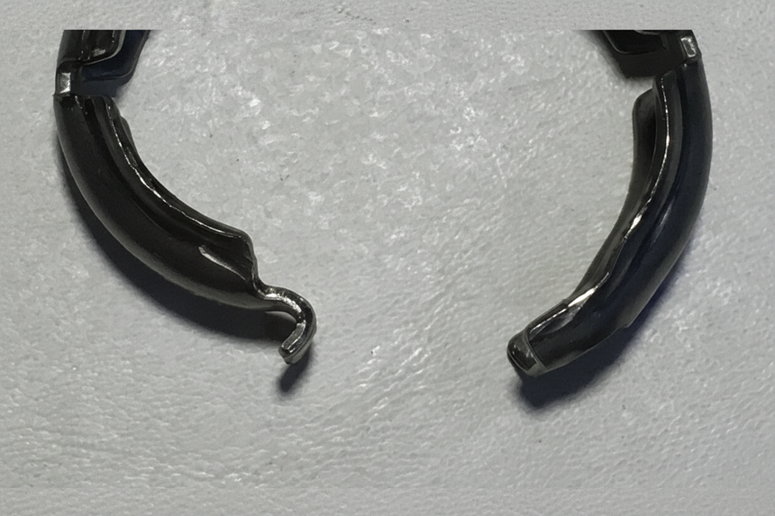 2020-2024 Silverado Sierra Tahoe 3.0L Diesel DEF Injector Clamp OEM