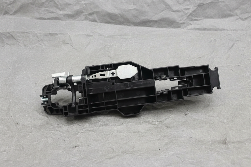 2011-2017 Nissan Juke Cube OEM Front Driver Side Exterior Door Handle Base