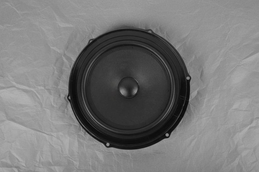 2004-2010 Volkswagen Touareg Rear Door Speaker 10 Speaker System OEM