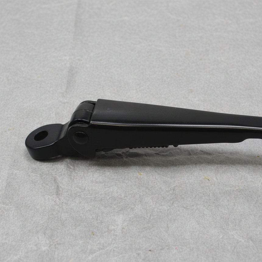 Buick Encore Chevrolet Trax Rear Back Glass Wiper Arm Top Detail