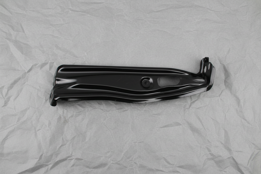 2013-2023 Nissan Altima Maxima Passenger Side Front Fender Stay OEM