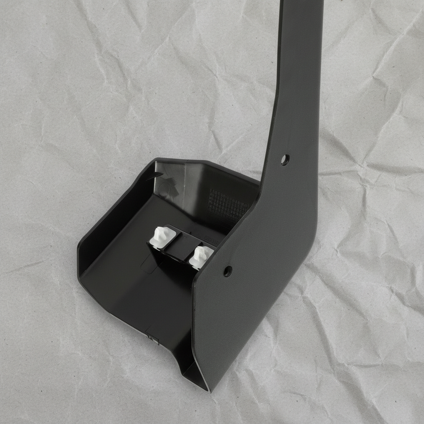 Ram 1500 DT Fender Spat Mud Guard Middle Detail