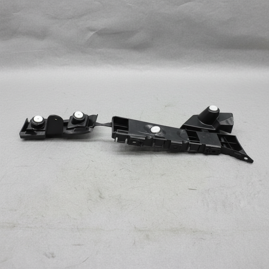 2017-2019 Chevrolet Cruze Hatchback OEM Rear Passenger Side Bumper Bracket Guide