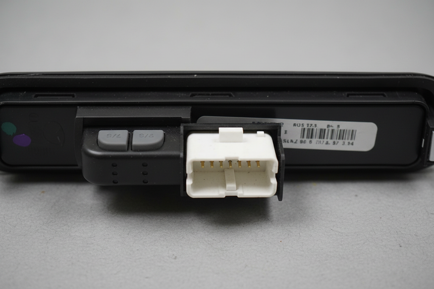 2011-2014 Ford Edge Driver Door Keyboard Actuator Keyless Lock Pad OEM