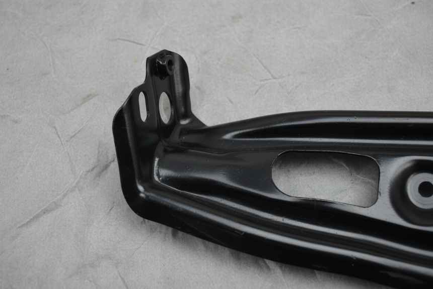 2013-2023 Nissan Altima Maxima Passenger Side Front Fender Stay OEM
