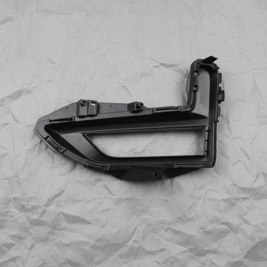 2016-2020 Nissan Rogue OEM Front Driver Side Fog Lamp Bezel W/ Fog Lamps