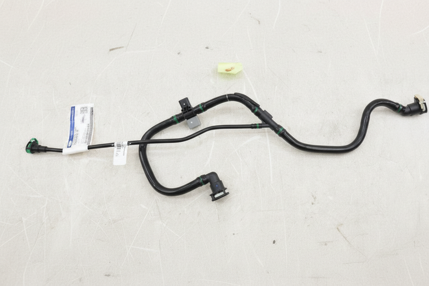 2013-2019 Ford Escape Lincoln MKC 1.6 2.0 2.3 2.5L Fuel Feed Line Tube OEM