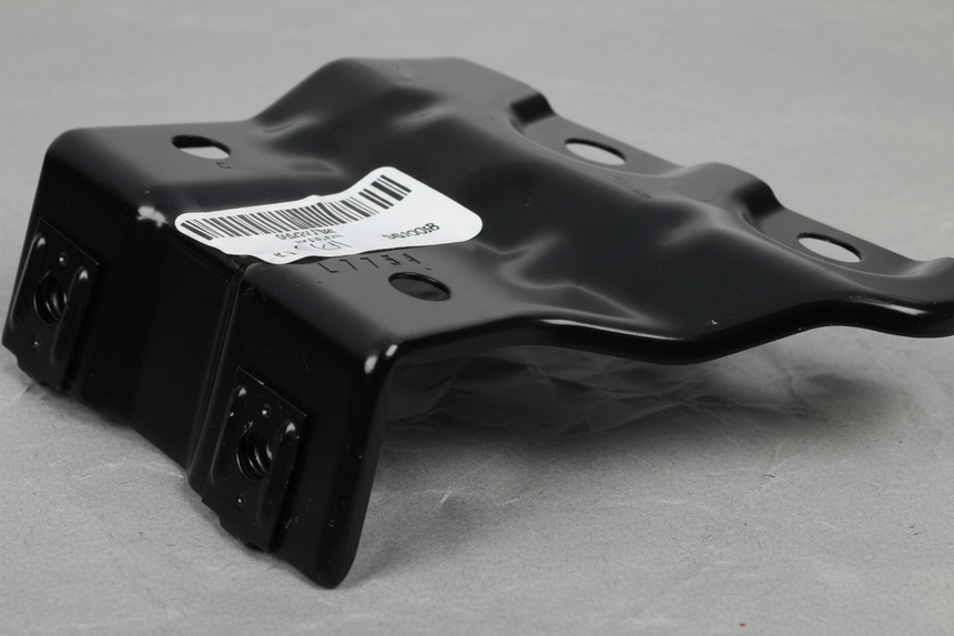 2015-2022 Chevrolet Colorado Driver Fender Lower Bracket OEM
