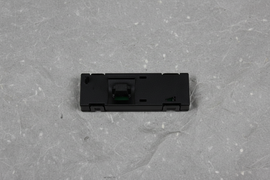 2020-2025 Cadillac XT6 OEM AM Antenna Radio Capacitor Filter Module