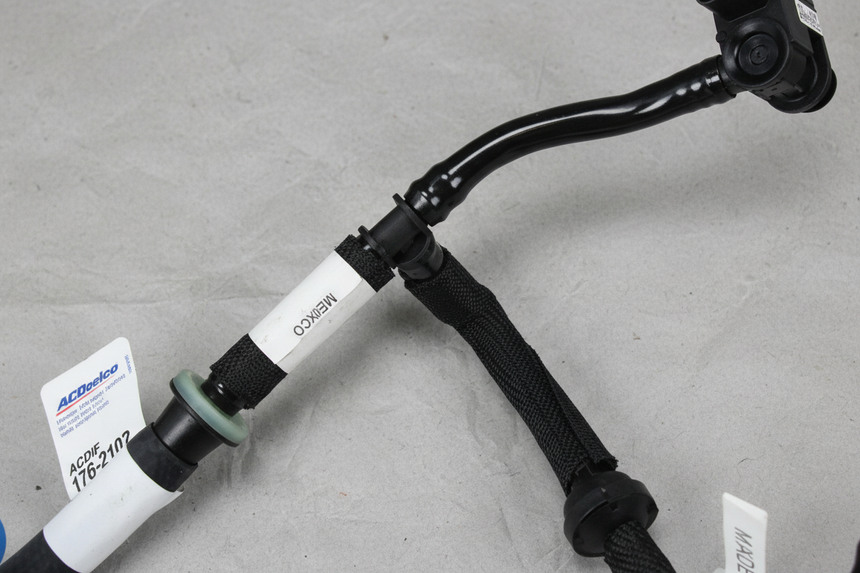 2018-2024 Buick Enclave Chevrolet Traverse OEM Vacuum Booster Hose