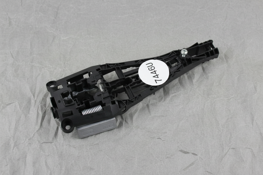 2017-2022 Buick Encore Trax Korea Built OEM Driver Side Front Door Outside Handle Bracket