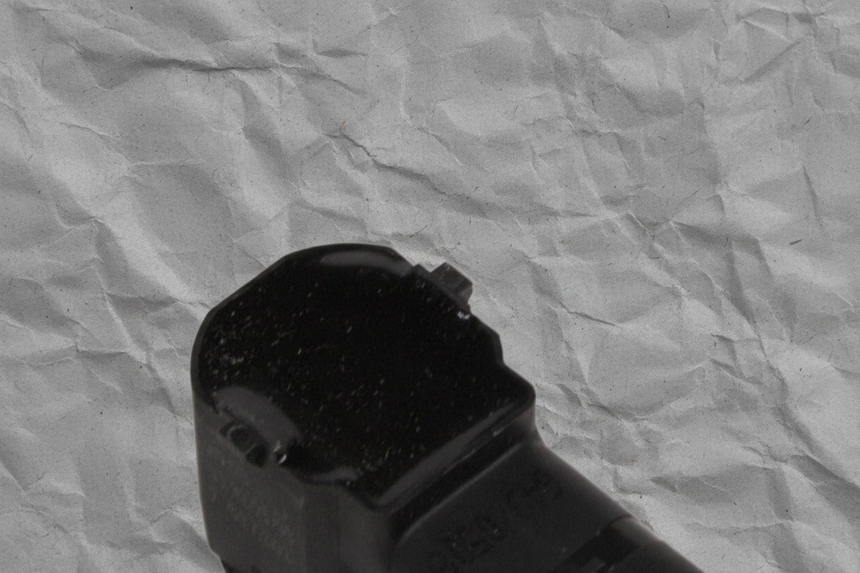 2006-2007 Volkswagen Passat OEM Rear Outer Reverse Backup Park Sensor