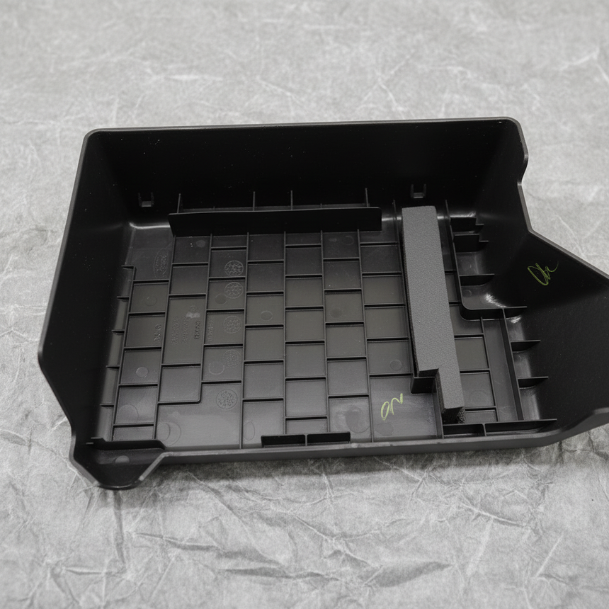 2015-2019 Ford F-150 F-250 110V Power Inverter Cover Crew Cab Genuine OEM - Macro Crop 2