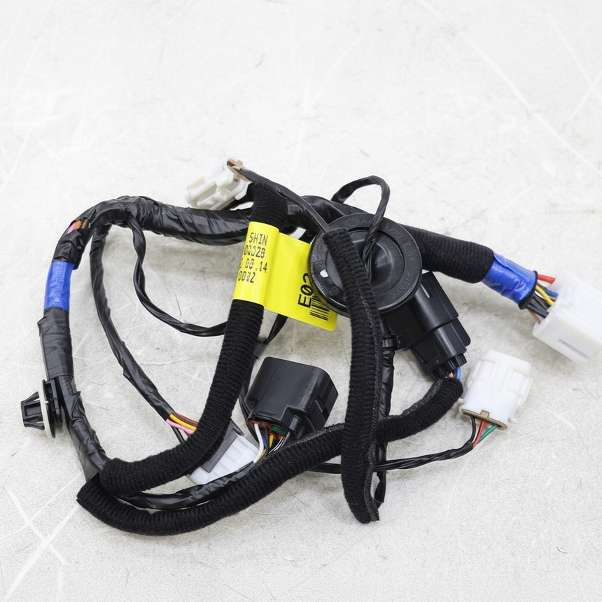 Kia Sedona Rear Passenger Side Door Wiring Harness Middle Detail