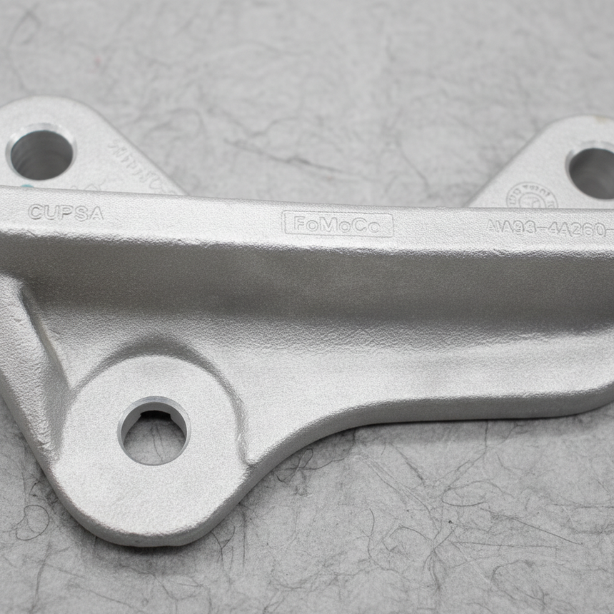 Ford Flex Lincoln MKT Differential Bracket Middle Detail