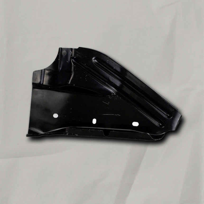 2017-2022 Ford F-350 F-450 F-550 Super Duty Dr Side Wheel Housing Bracket OEM