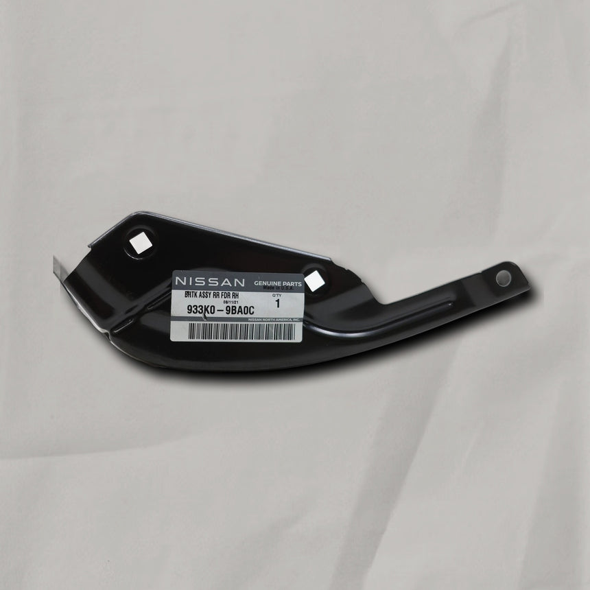 2011-2021 Nissan Frontier Pass Side Rr Fender Bracket 6ft Bed OEM