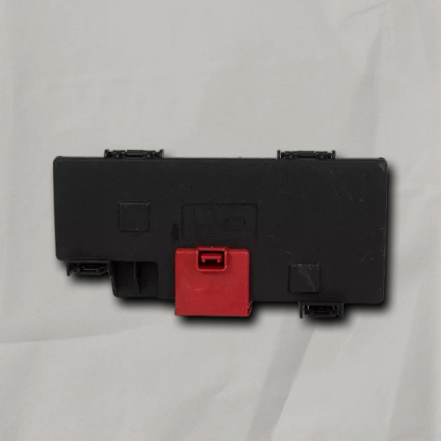 2018-2022 Ford EcoSport Junction Block OEM 5 Fuse Compartment