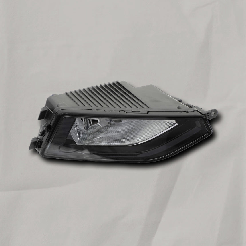 2018-2020 Volkswagen Atlas Pass Side Front Fog Lamp w/o R-Line OEM