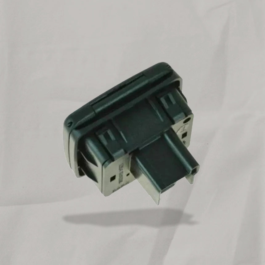 2016-2017 Ford Expedition 12V Accessory Power Outlet 110V OEM Front