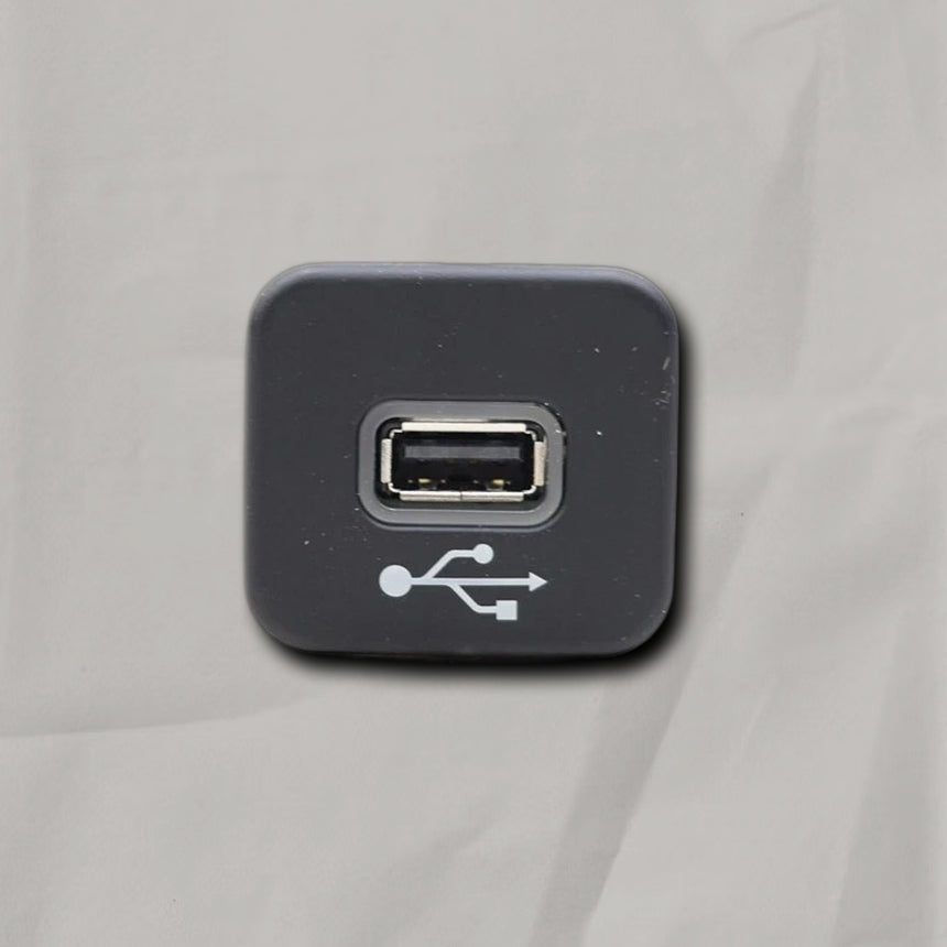 2015-2023 Jeep Renegade Compass Dashboard USB Charging Port OEM