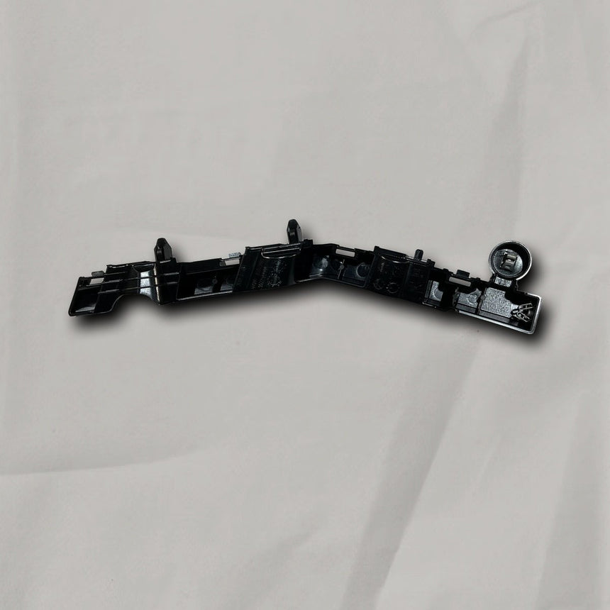 2020-2025 Chevy Silverado 2500HD Passenger Side Front Bumper Guide Bracket OEM