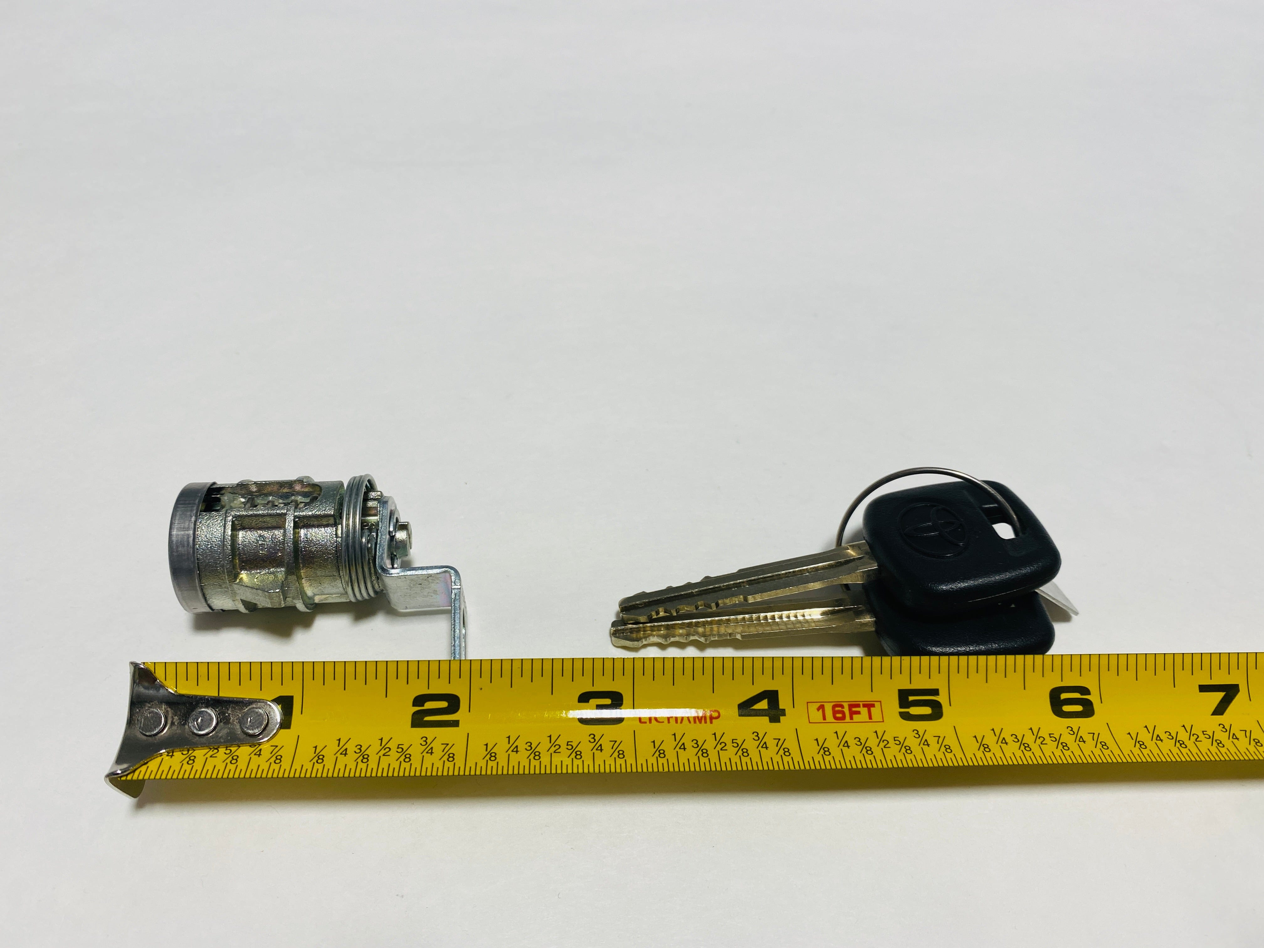 20152021 Tundra or Tailgate Lock Cylinder and Key For Non