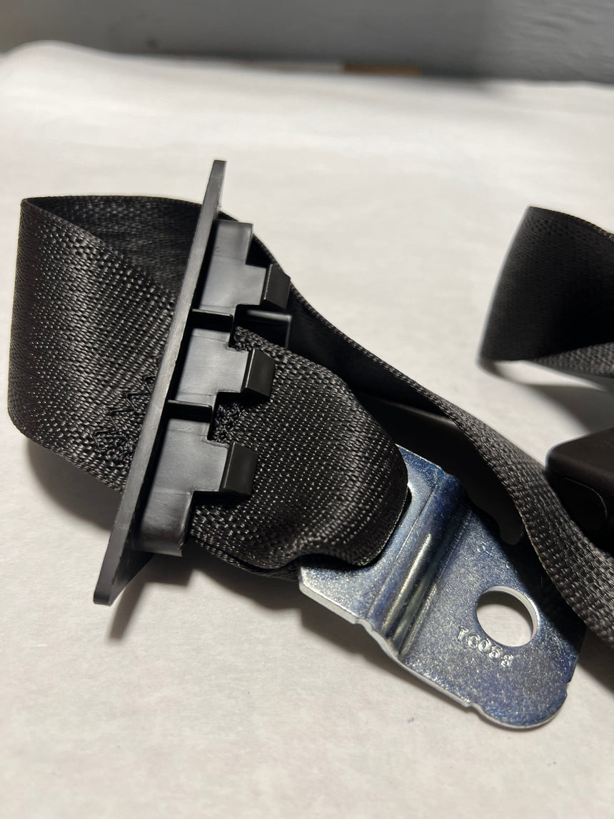 2018-2019 Silverado or Sierra 2500 3500 Front Driver Seat Belt Retractor Cocoa Color