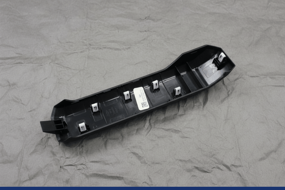 HC3Z-1822642-AA 17-22 Ford F-250 F-350 F-450 Front Passenger Door Armrest Cover Ebony OEM