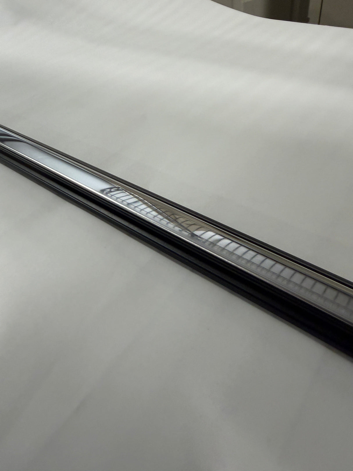 CL0925-61280AN001-F13 20-25 Subaru Legacy/Outback Pass Side Front Outer Door Molding OEM