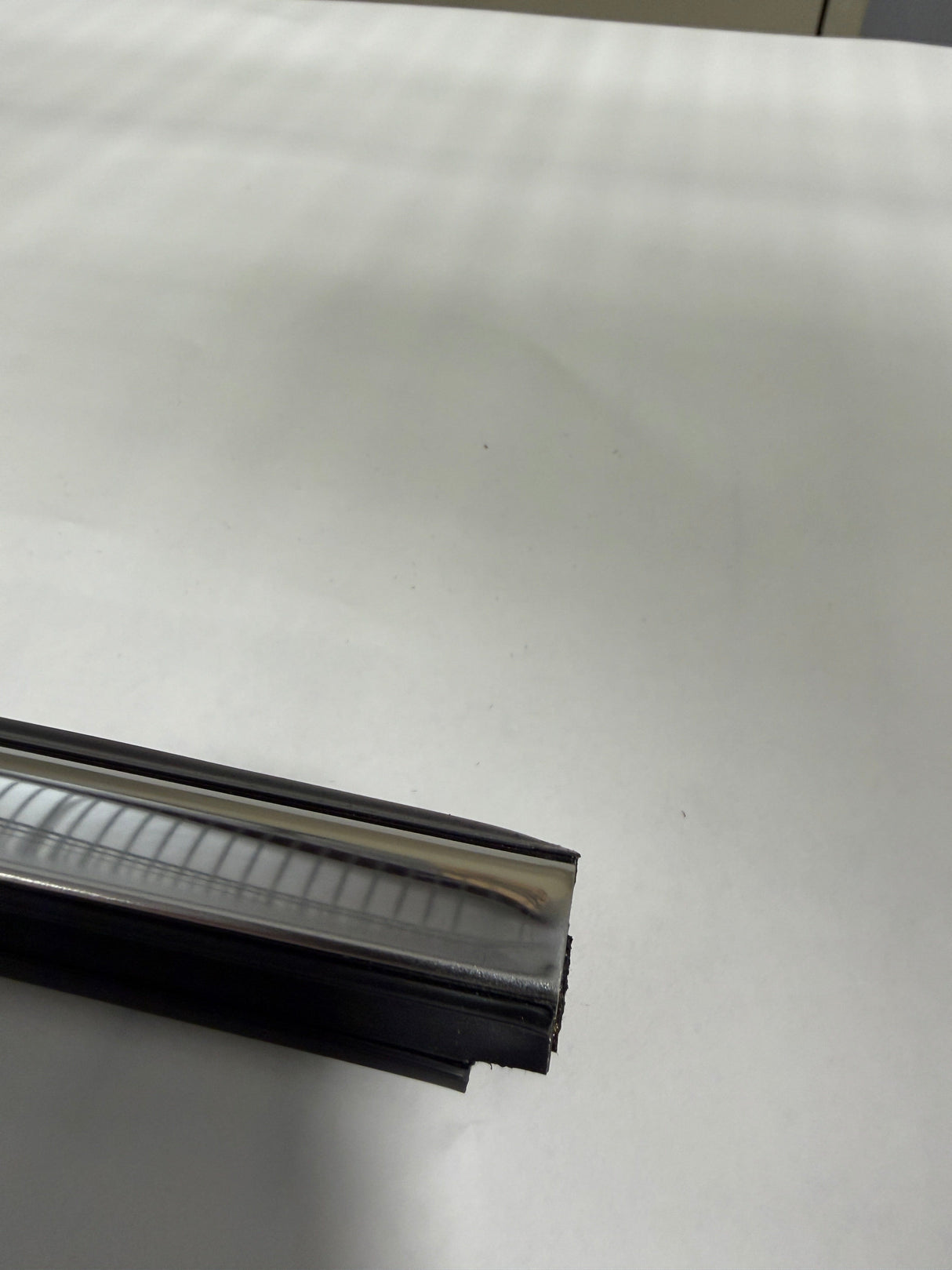 CL0925-61280AN001-F13 20-25 Subaru Legacy/Outback Pass Side Front Outer Door Molding OEM