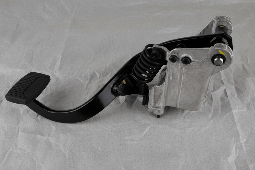 2000-2003 Ford Super Duty Clutch Pedal & Bracket Genuine OEM