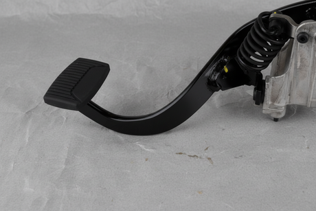 2000-2003 Ford Super Duty Clutch Pedal & Bracket Genuine OEM