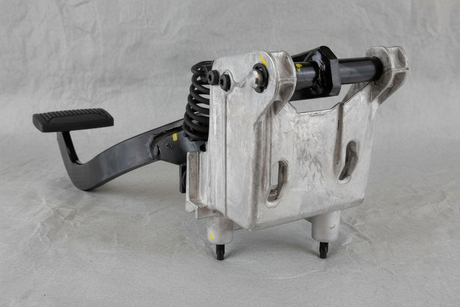 2000-2003 Ford Super Duty Clutch Pedal & Bracket Genuine OEM