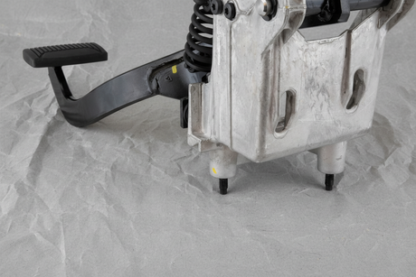 2000-2003 Ford Super Duty Clutch Pedal & Bracket Genuine OEM