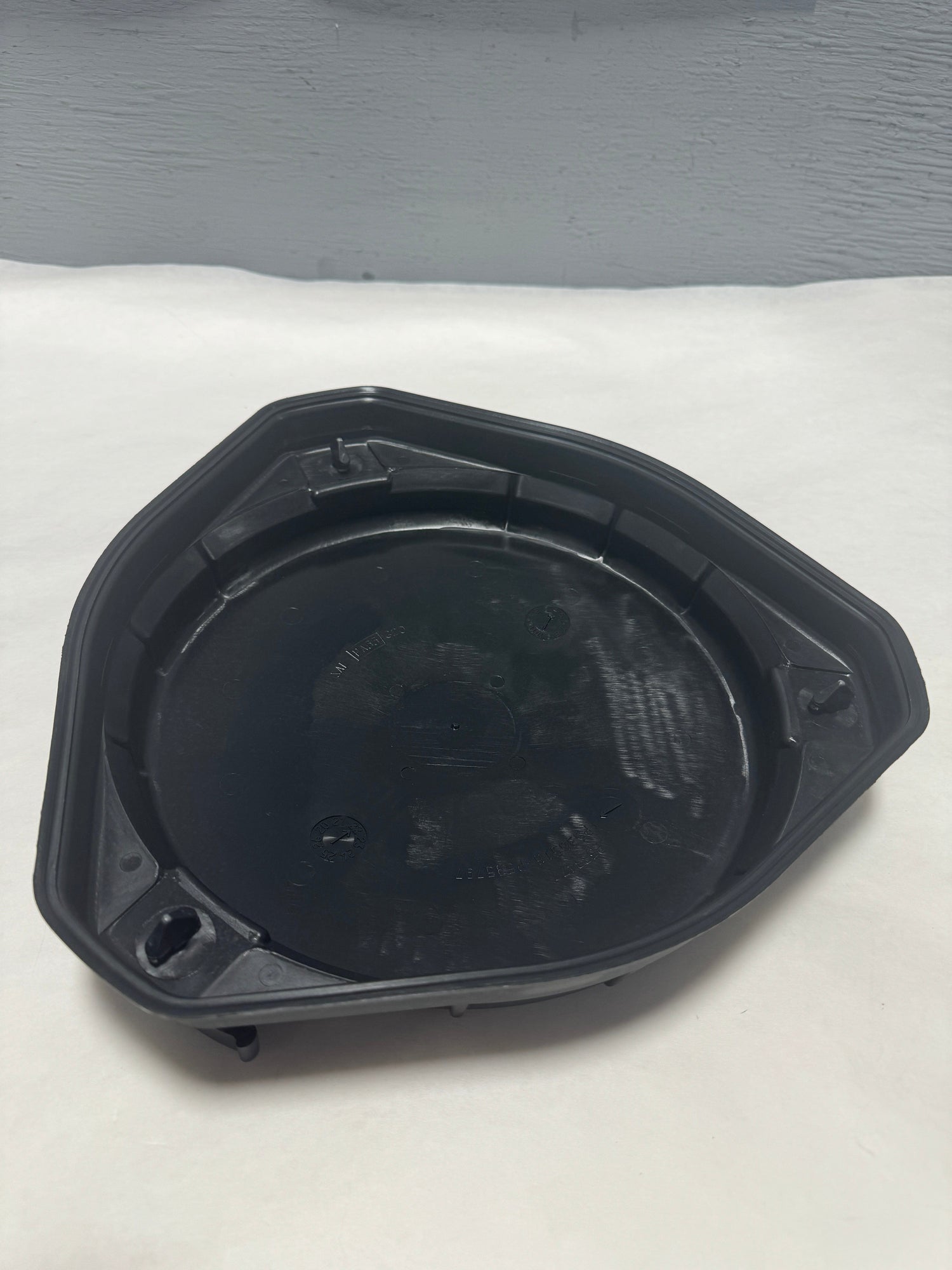 YC3Z-9661-BA 2000-2007 Ford F-650 F-750 Air Filter Cover Lid Latch Top OEM