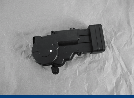 69150-0C010 2001-2007 Toyota Sequoia Back Hatch Lock Actuator Genuine OEM