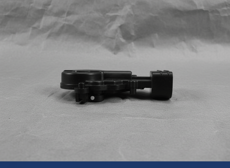 69150-0C010 2001-2007 Toyota Sequoia Back Hatch Lock Actuator Genuine OEM