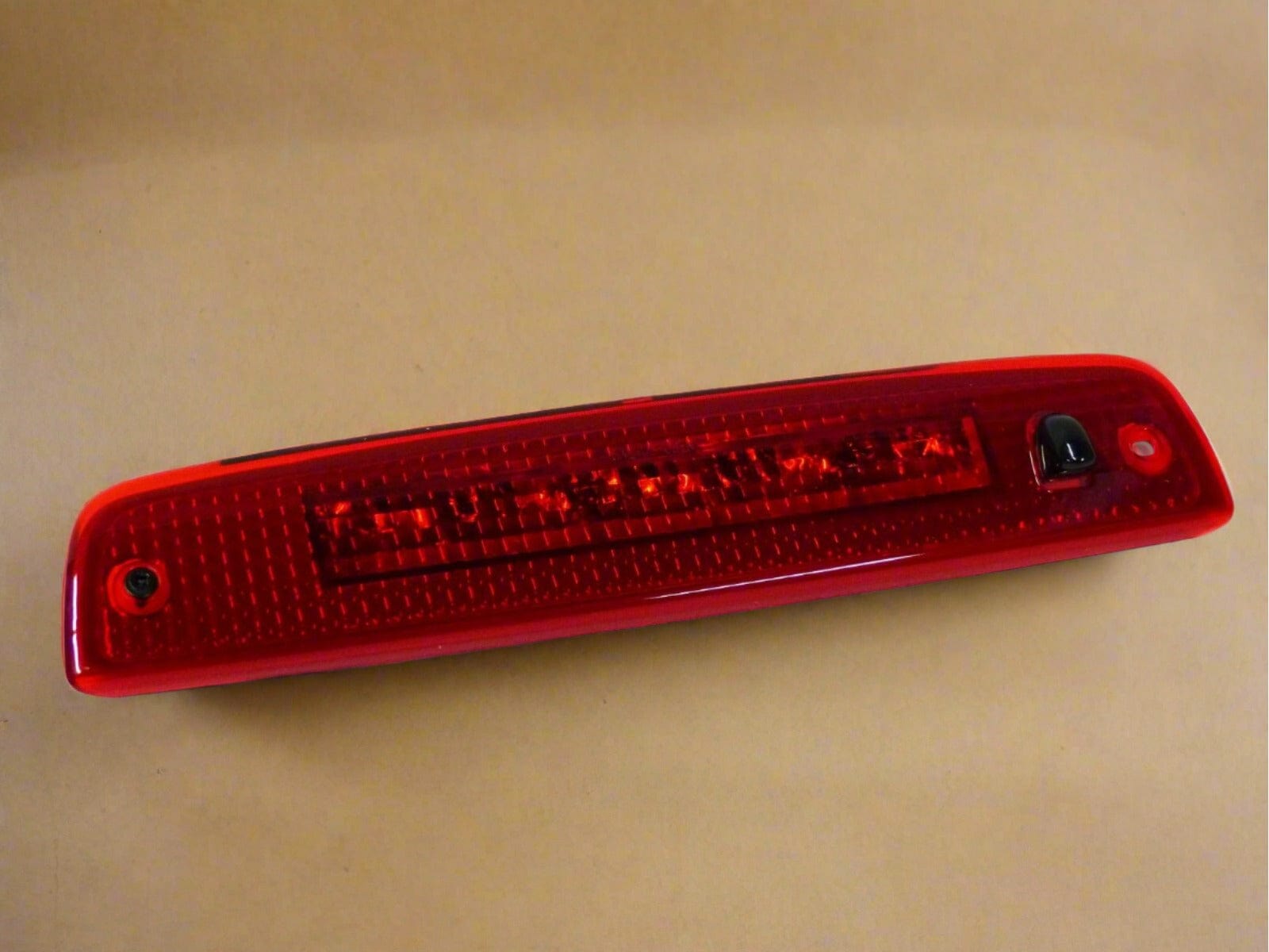 (7L1Z-13A613-B 2002-2015 Ford Expedition Lincoln Navigator Rear 3rd Third Brake Light Lamp With Nozzle OEM