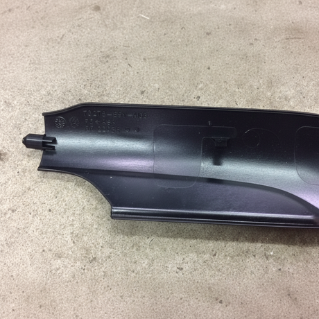 2003-2008 Honda Pilot Roof Rail End Cap Passenger Side Rear OEM