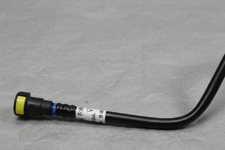 2003-2011 Lincoln Town Car Fuel Vapour Separator Tube Genuine OEM