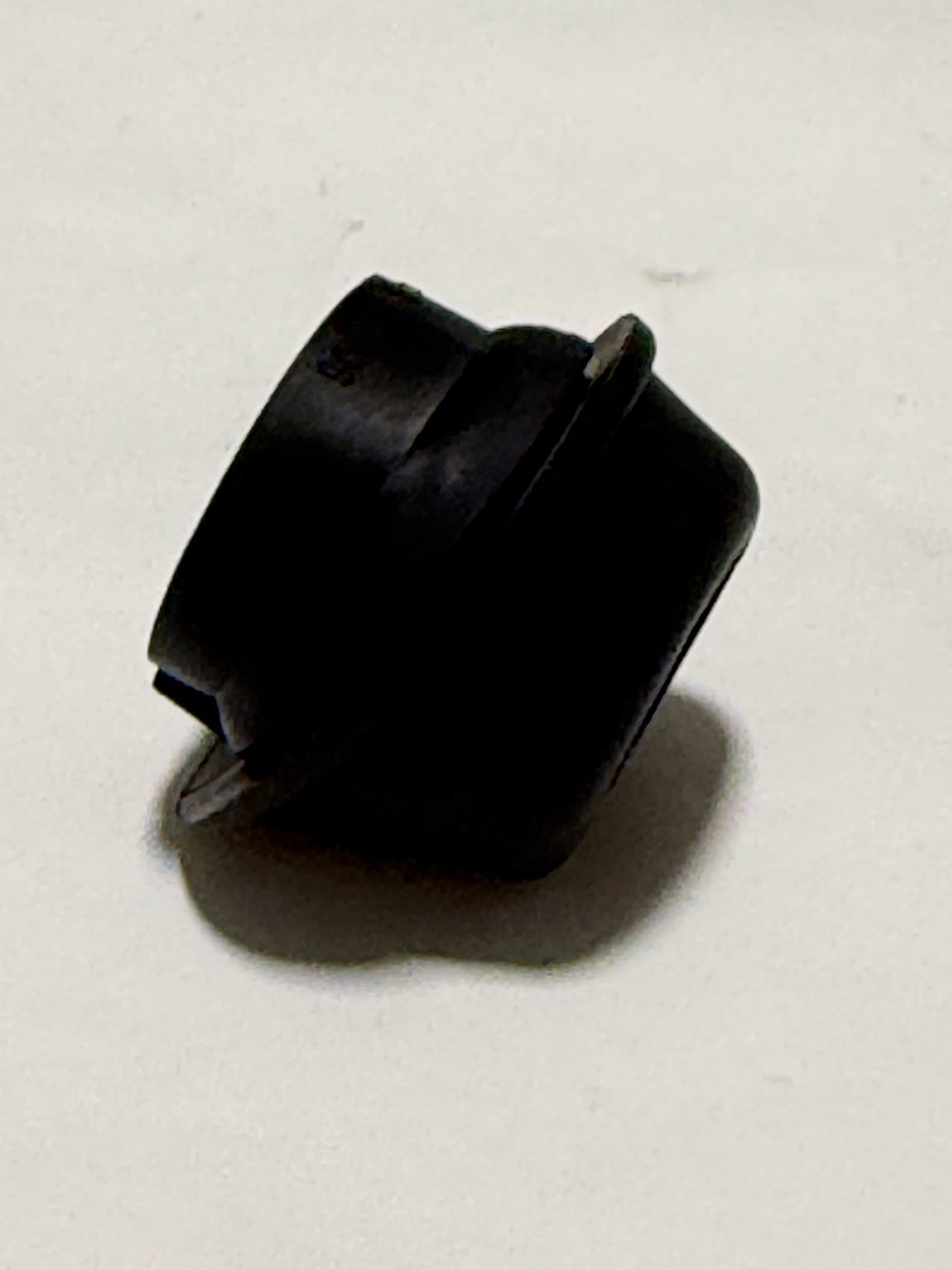 25723619 2003-2025 Express or Savana Radio Antenna Base Bezel Genuine OEM