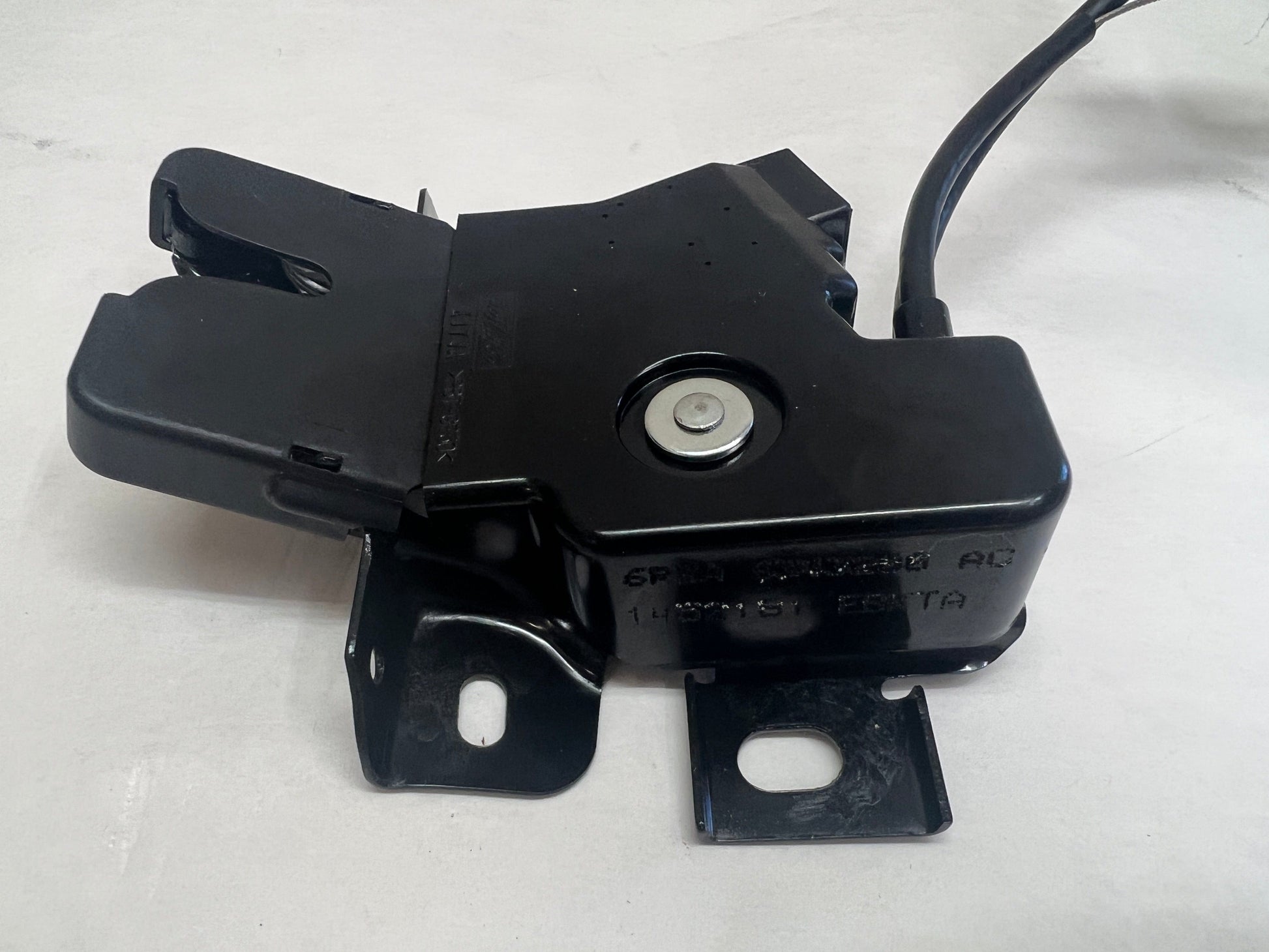 CL-0723-6R3Z-6343200-B-D22 2005-2007 Ford Mustang Trunk Lock Latch Genuine OEM 6R3Z-6343200-B