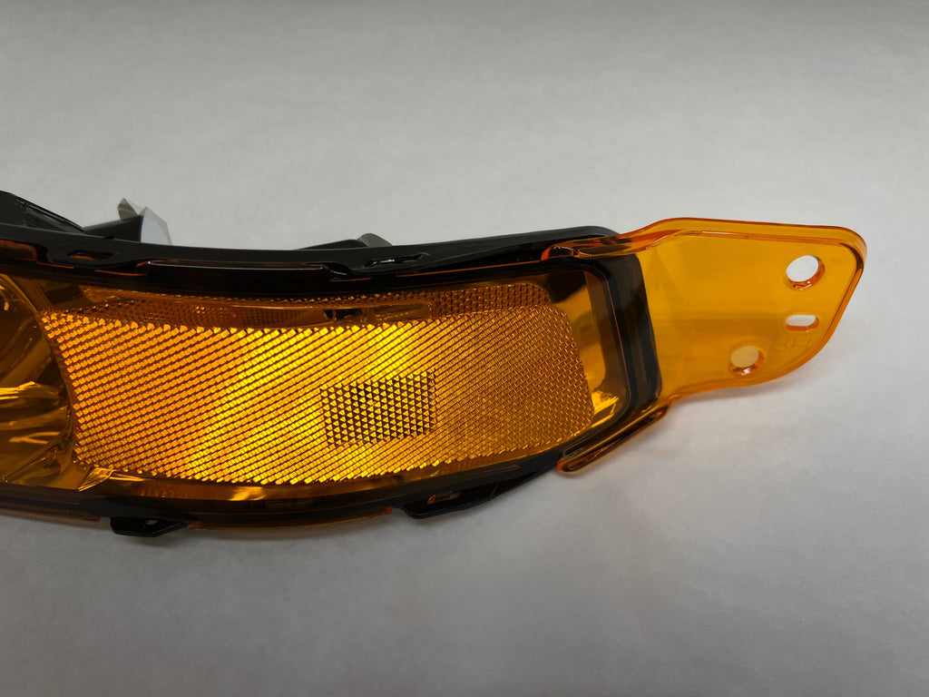 CL-0723-4R3Z-13200-AA-H20 2005-2009 Ford Mustang Passenger Side  Park/Marker Lamp 4R3Z-13200-AA Genuine
