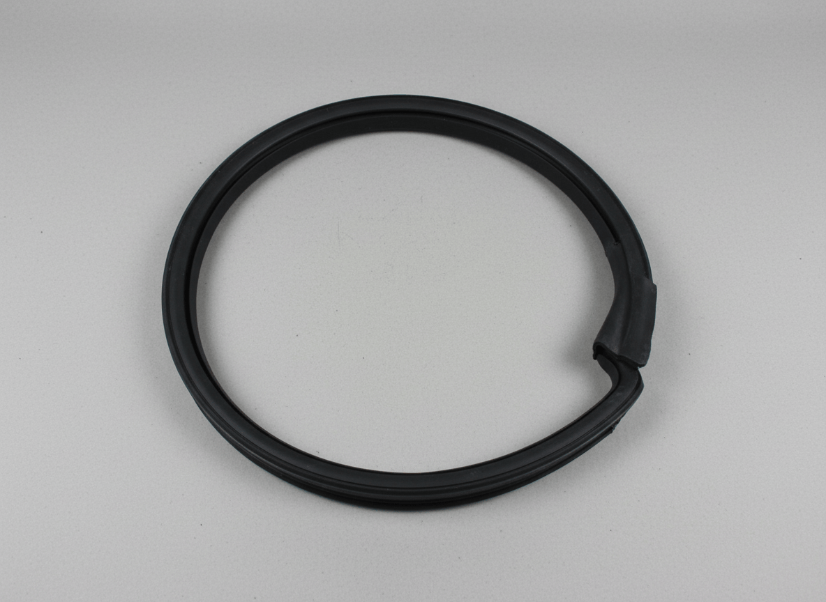 AR3Z-6320708-A 2005-2014 Ford Mustang Passenger Side Front Door Window Rubber Weatherstrip OEM