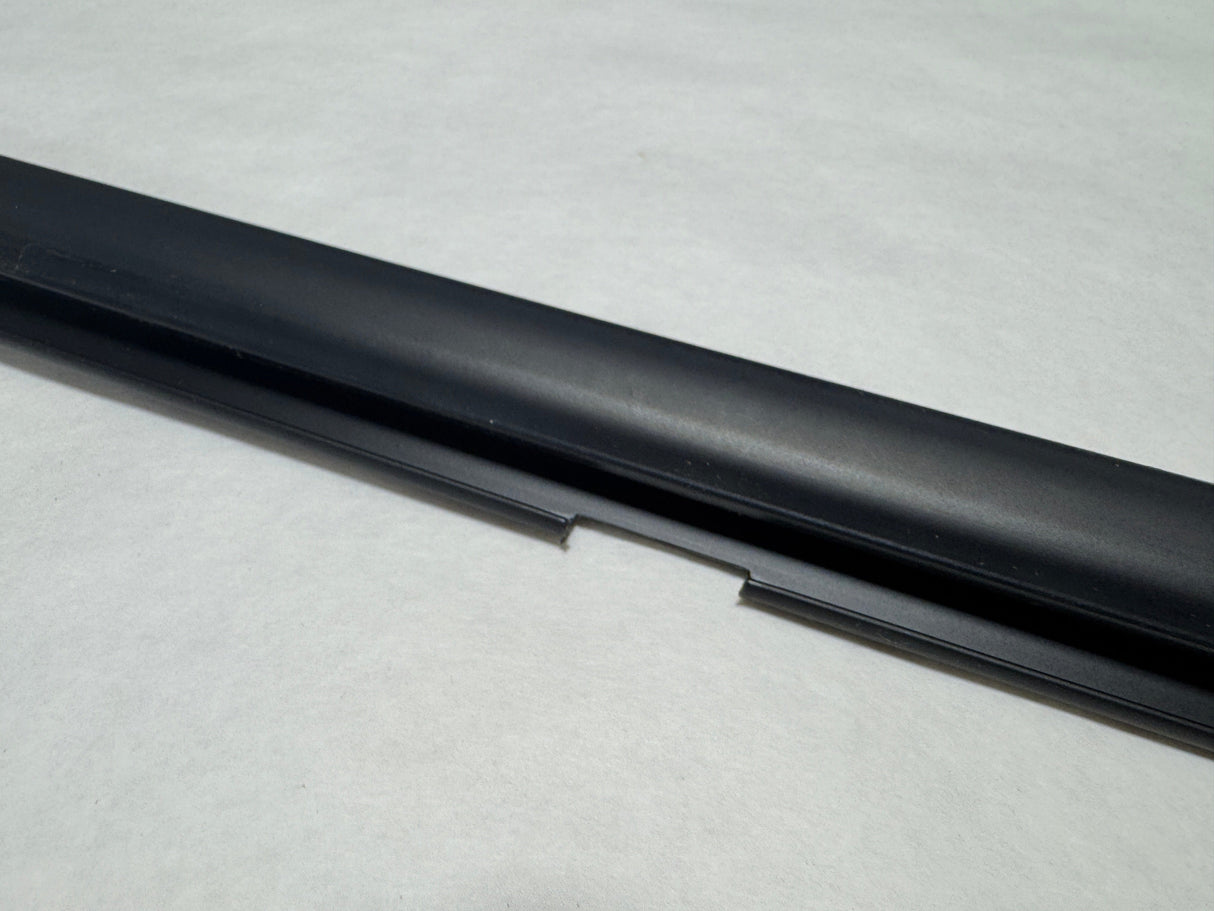 CL-0325-5067753AE-J3 2007-2017 Jeep Patriot Driver Side Back Door Belt WeatherStrip Seal Genuine OEM