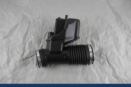 2007-2022 Toyota Sequoia Tundra Engine Air Intake Resonator Hose OEM