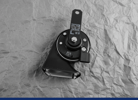 86520-0C030 2007-2022 Toyota Sequoia Tundra Sienna Low Note Horn Genuine OEM