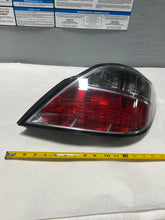 Load image into Gallery viewer, CL-0623-93191442-J8 2008-2009 Saturn Astra OEM New Passenger Side Tail Light 93191442