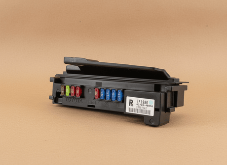 82720-48050 2008-2010 Toyota Highlander OEM Engine Compartment Junction Block 3.5L  Limited, SE, Sport